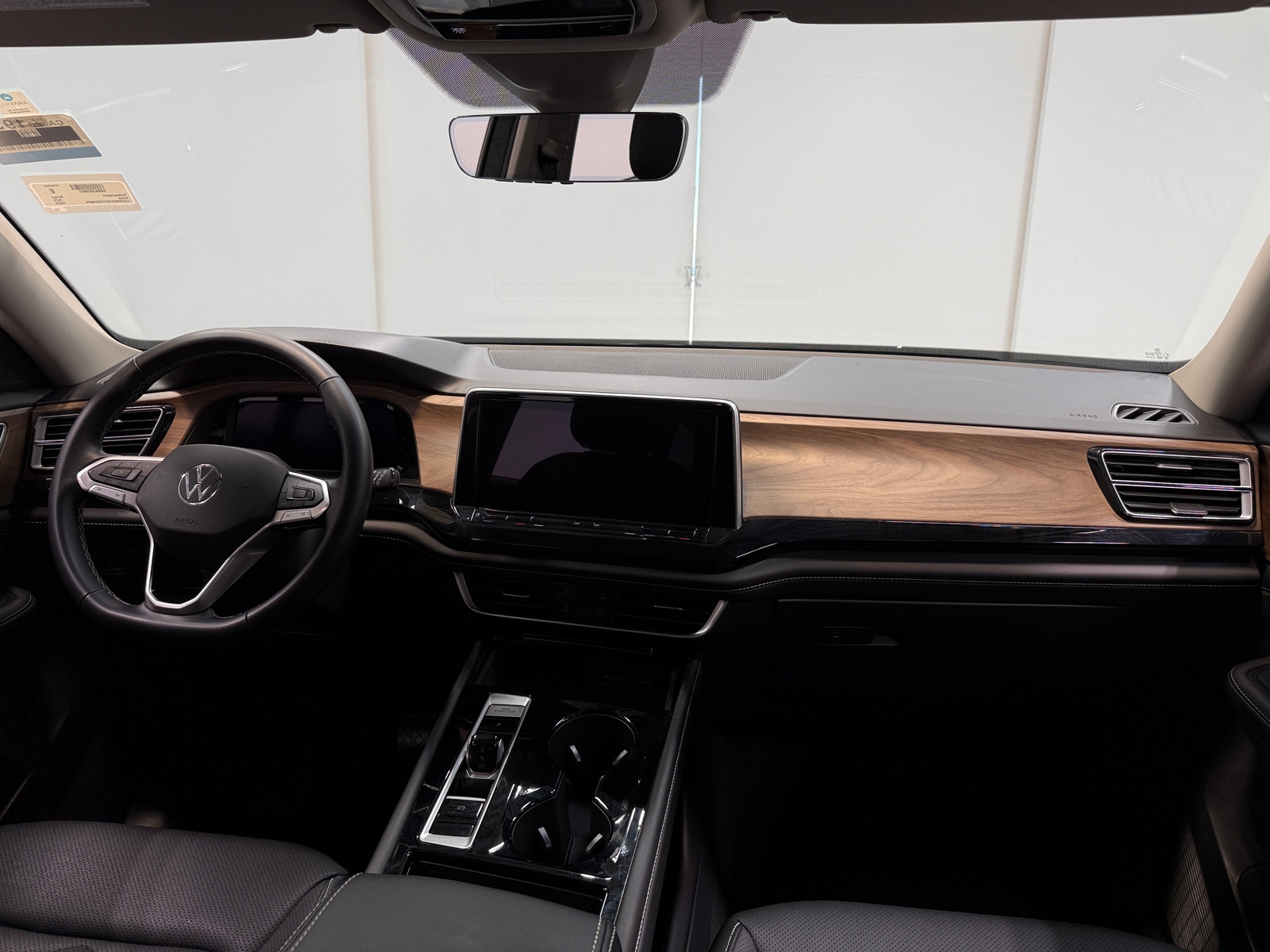 Thumbnail: 2026 Volkswagen Atlas - 2
