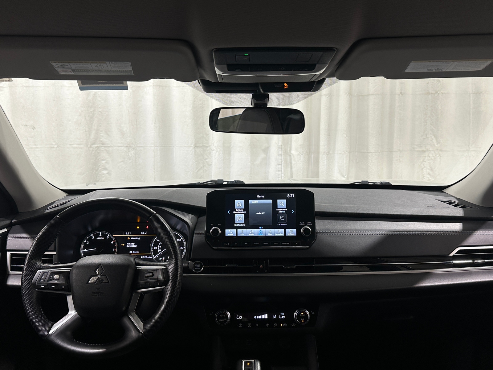 Thumbnail: 2024 Mitsubishi Outlander - 3