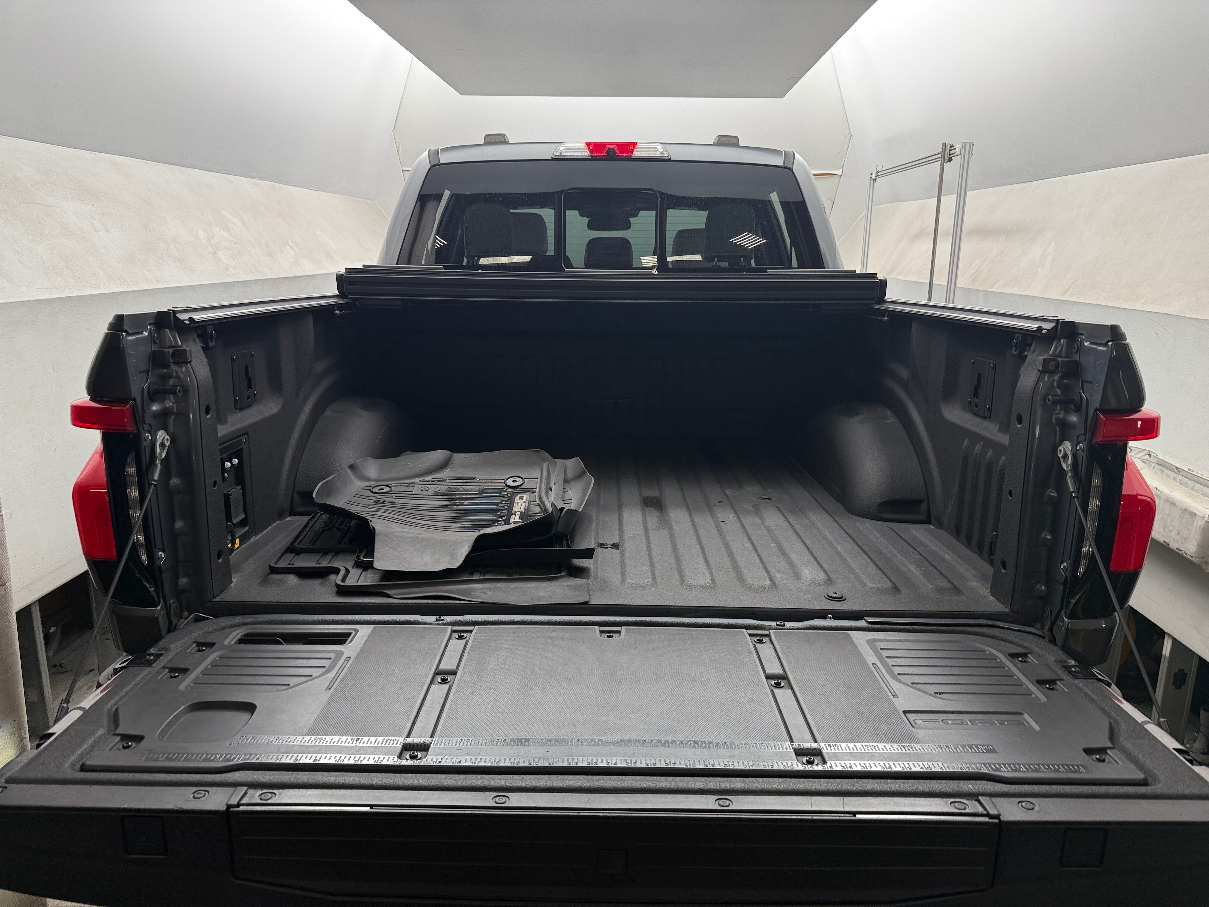 Used 2023 Ford F-150 Lightning Platinum with VIN 1FT6W1EV5PWG26525 for sale in Pewaukee, WI