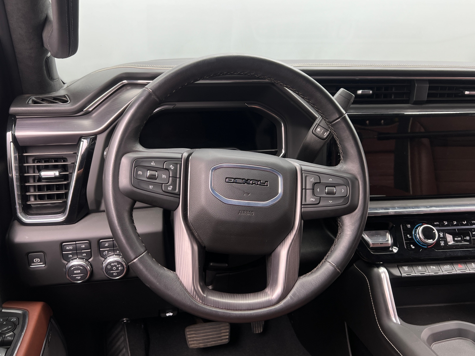 Thumbnail: 2025 GMC Sierra 2500 - 4