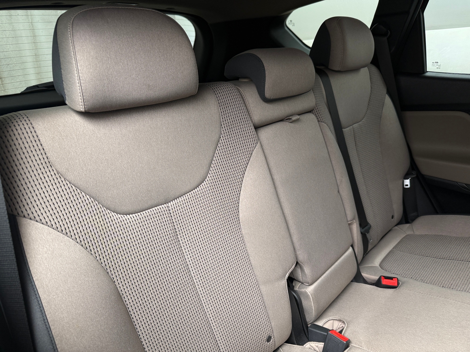 Thumbnail: 2019 Hyundai Santa Fe - 6