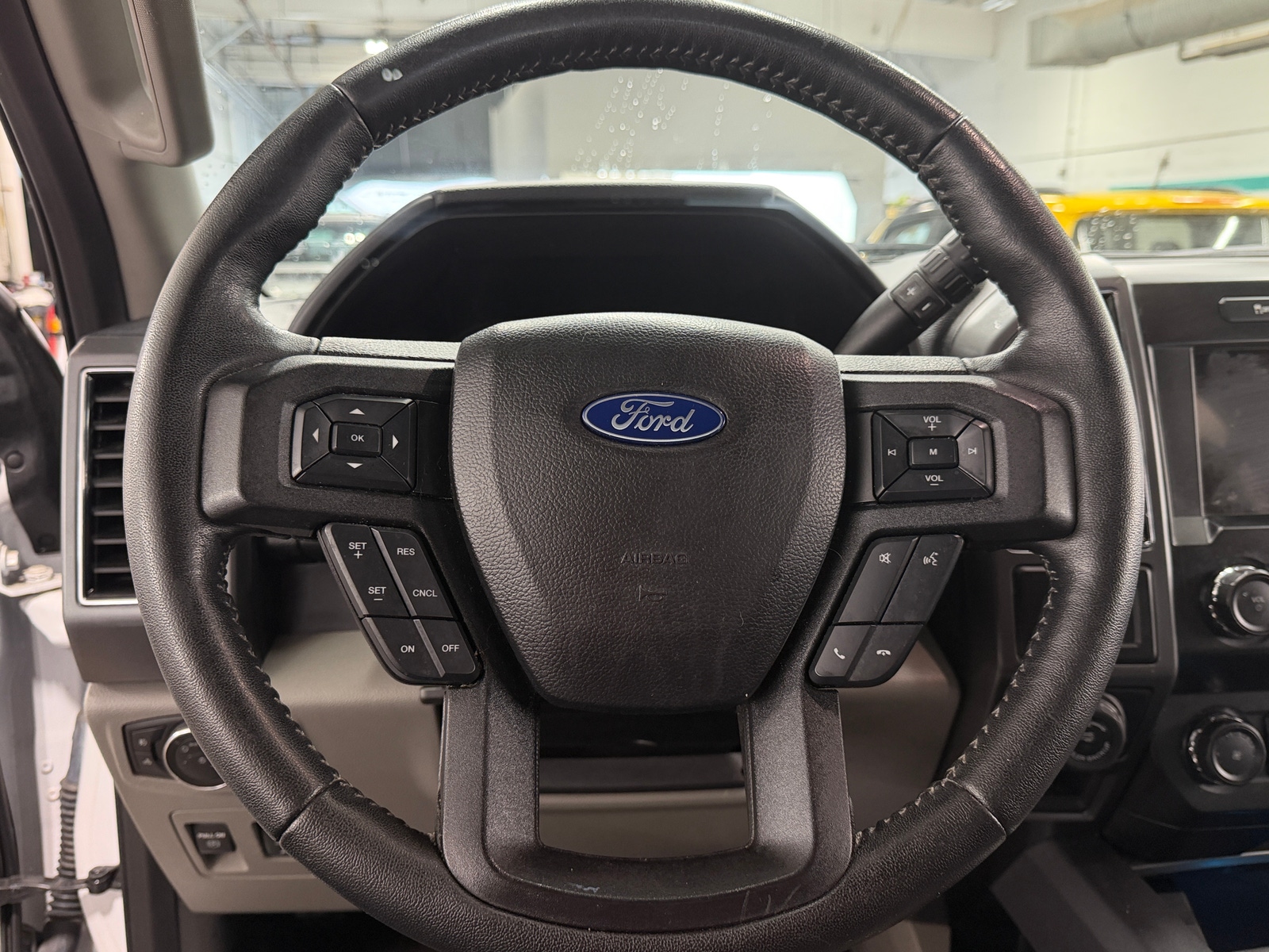 Thumbnail: 2020 Ford Econoline - 5