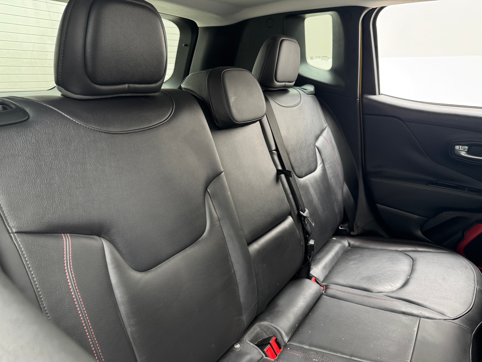 Thumbnail: 2015 Jeep Renegade - 5