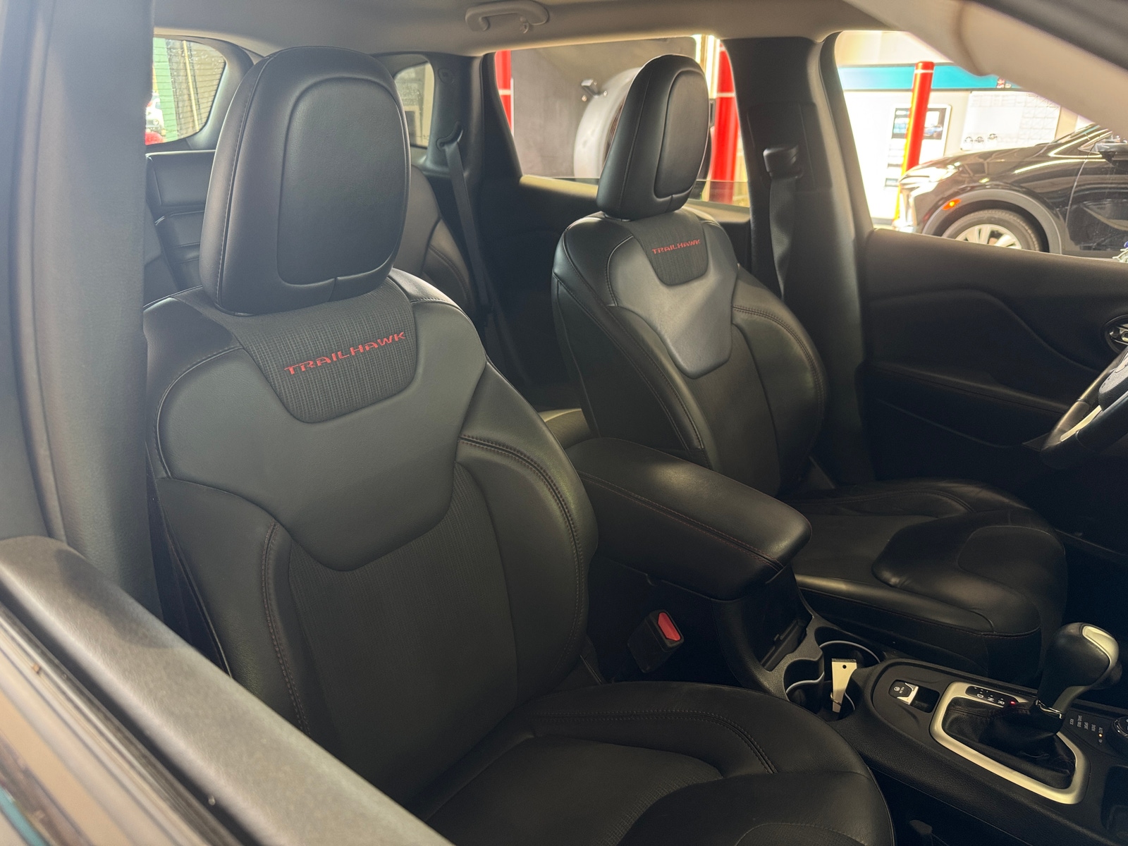 Thumbnail: 2018 Jeep Cherokee - 2