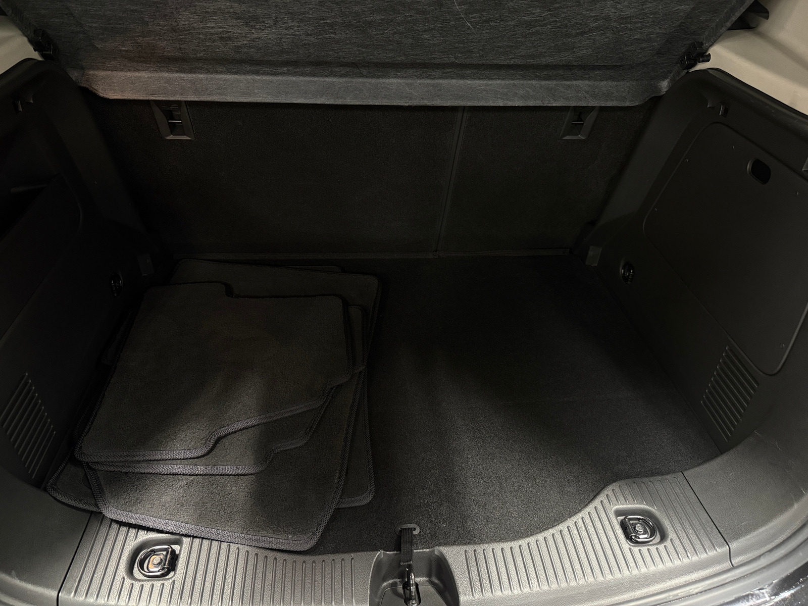 Thumbnail: 2019 Buick Encore - 6