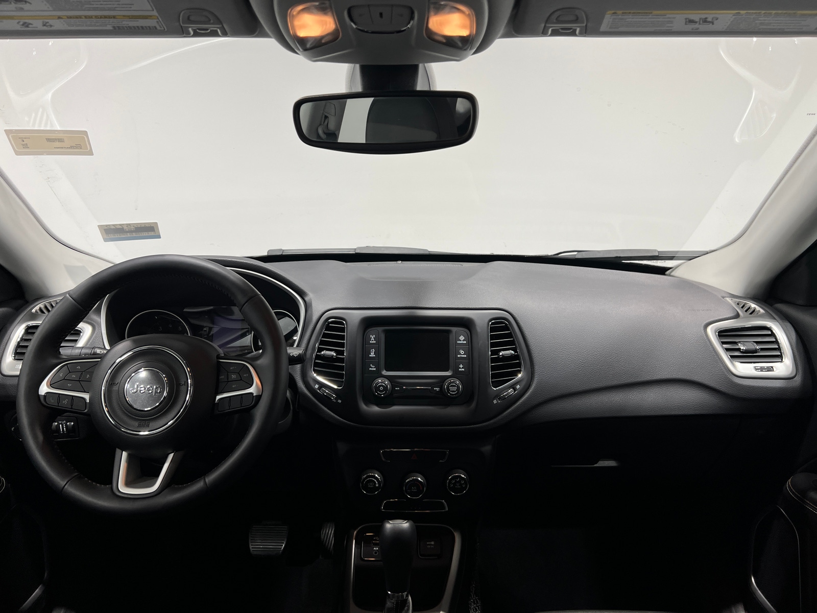 Thumbnail: 2018 Jeep Compass - 3