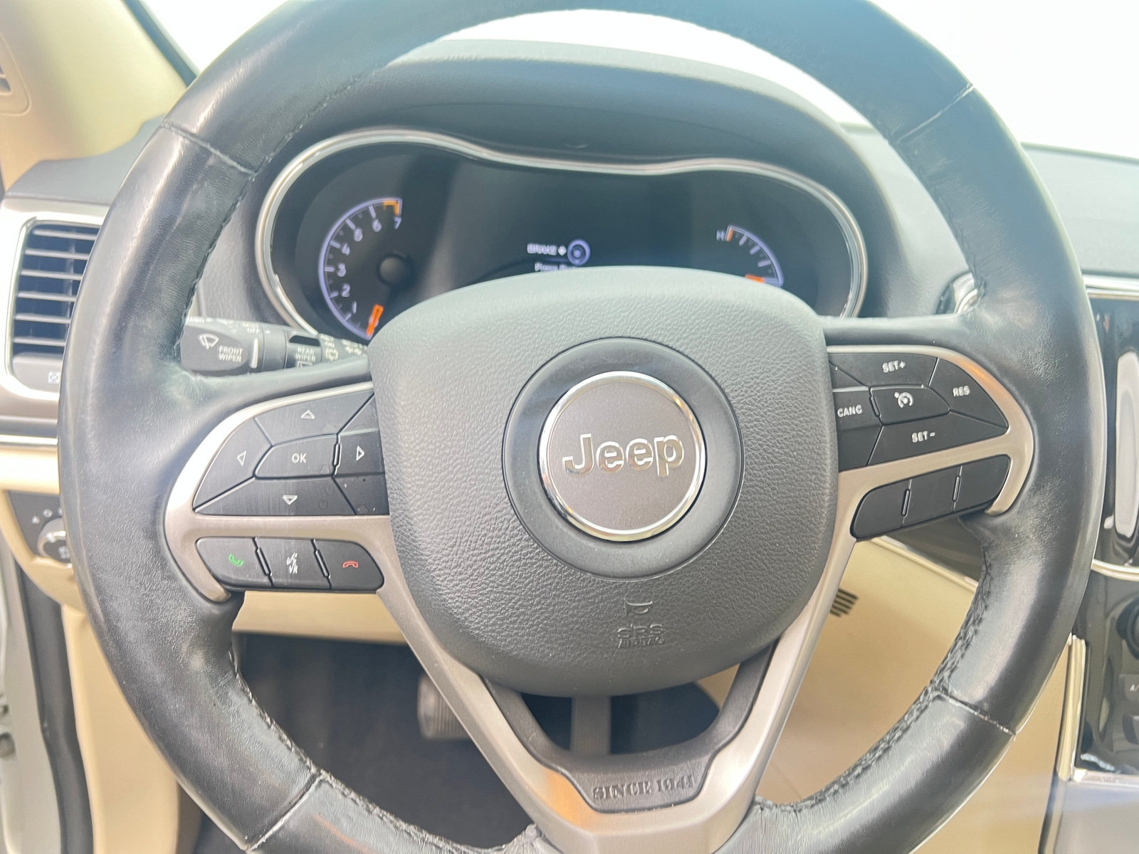 Thumbnail: 2020 Jeep Grand Cherokee - 4