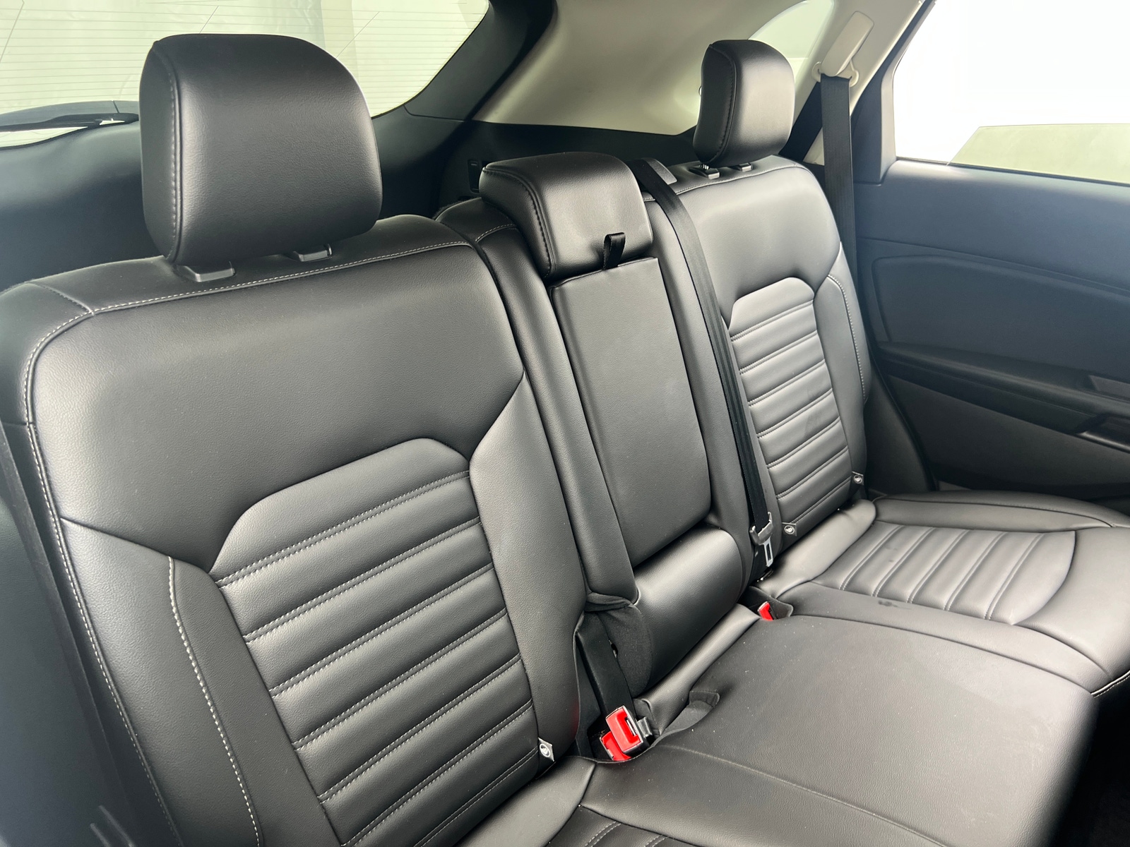 Thumbnail: 2021 Ford Edge - 5