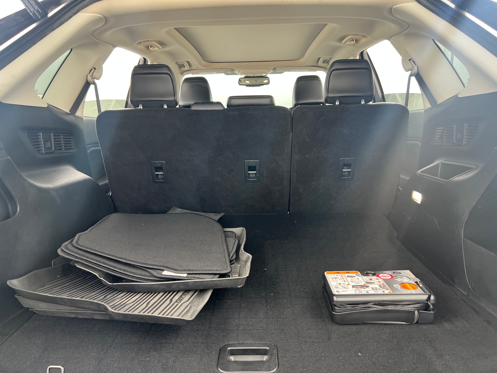 Thumbnail: 2021 Ford Edge - 6