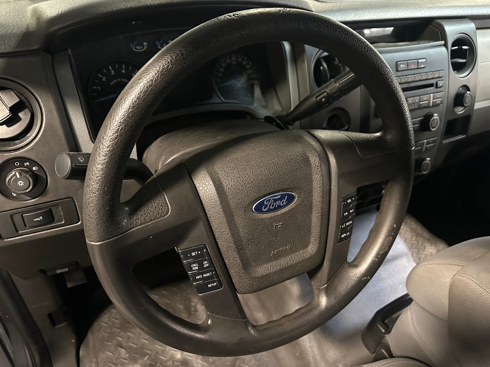 Thumbnail: 2014 Ford Econoline - 5