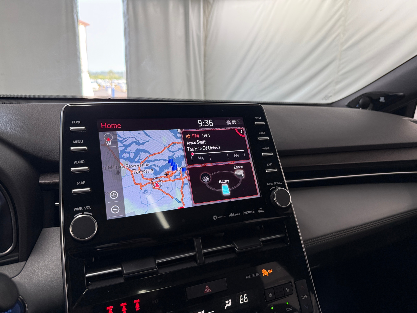 Thumbnail: 2020 Toyota Avalon - 3