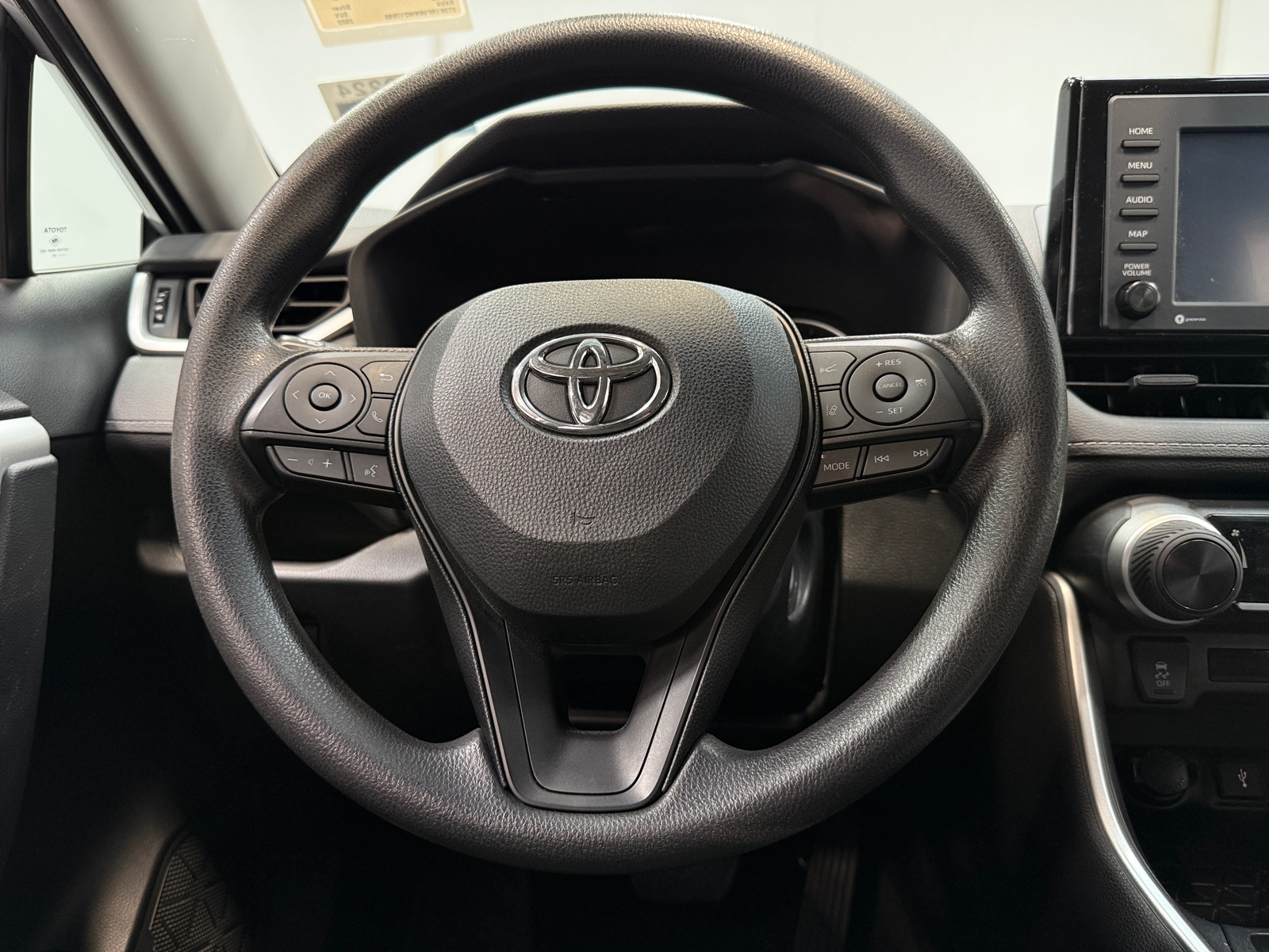 Thumbnail: 2022 Toyota RAV4 - 5