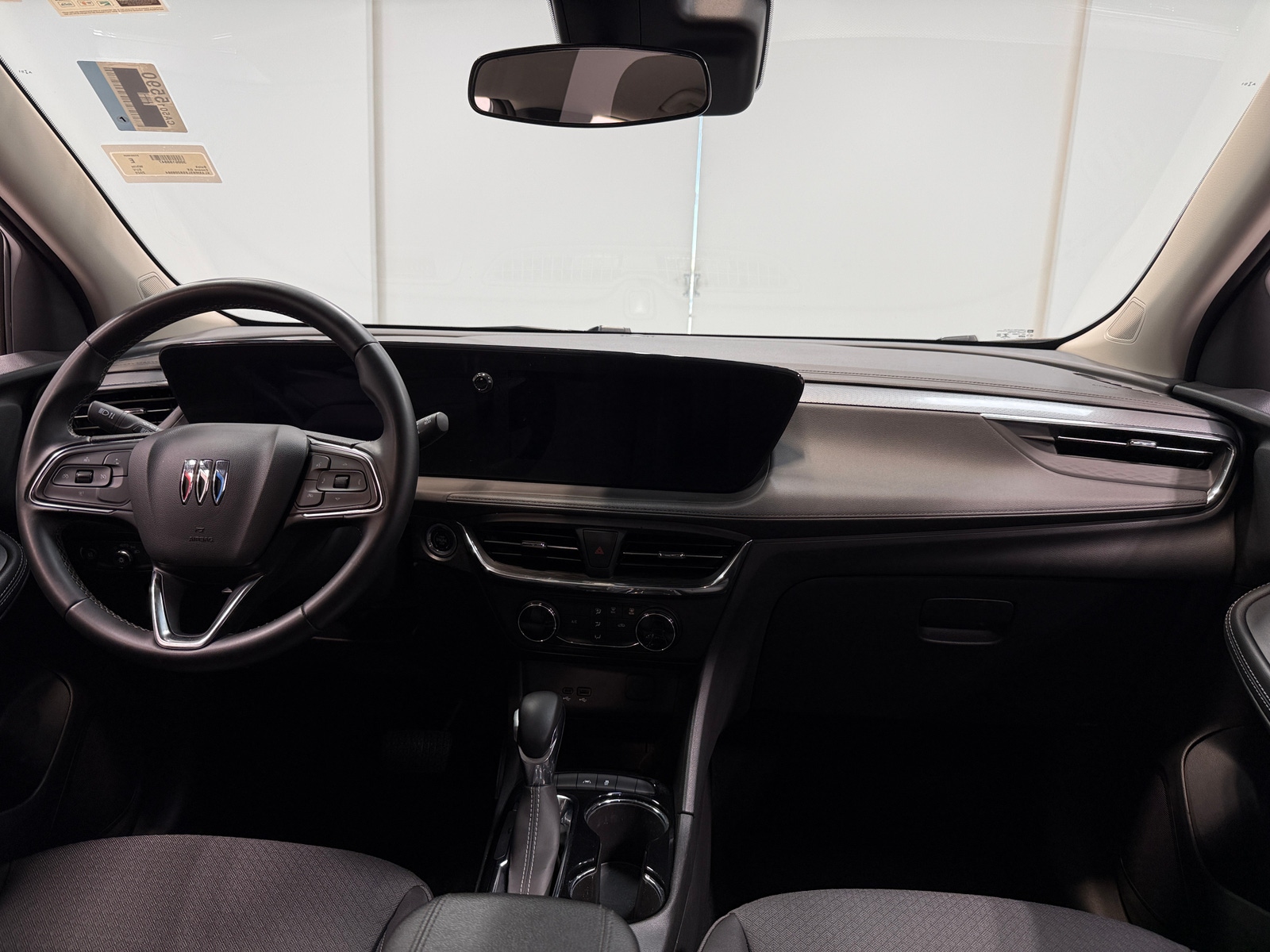 Thumbnail: 2025 Buick Encore GX - 2