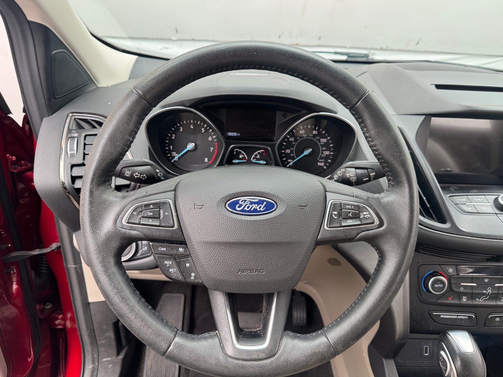 Thumbnail: 2018 Ford Escape - 4
