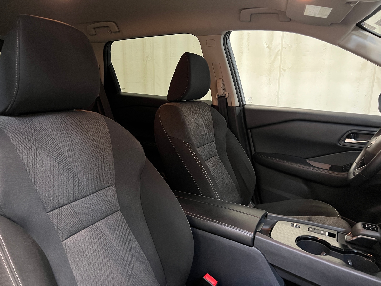 Thumbnail: 2025 Nissan Rogue - 2