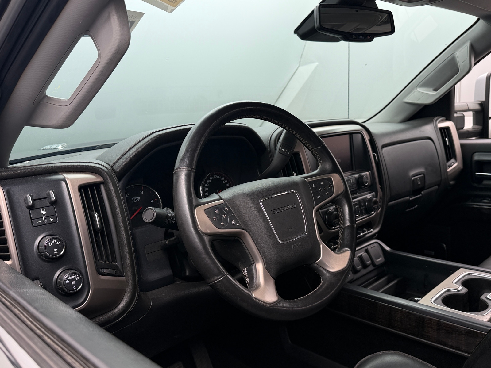 Thumbnail: 2015 GMC Sierra 2500 - 2