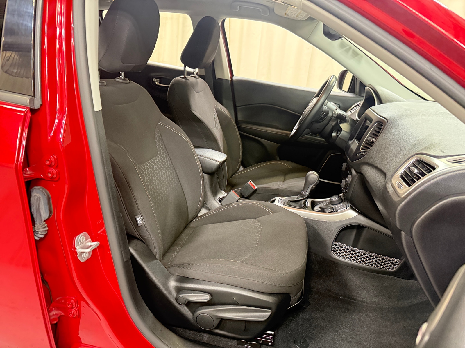 Thumbnail: 2021 Jeep Compass - 2