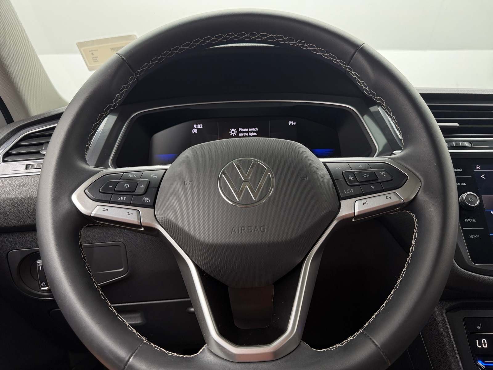 Thumbnail: 2024 Volkswagen Tiguan - 5