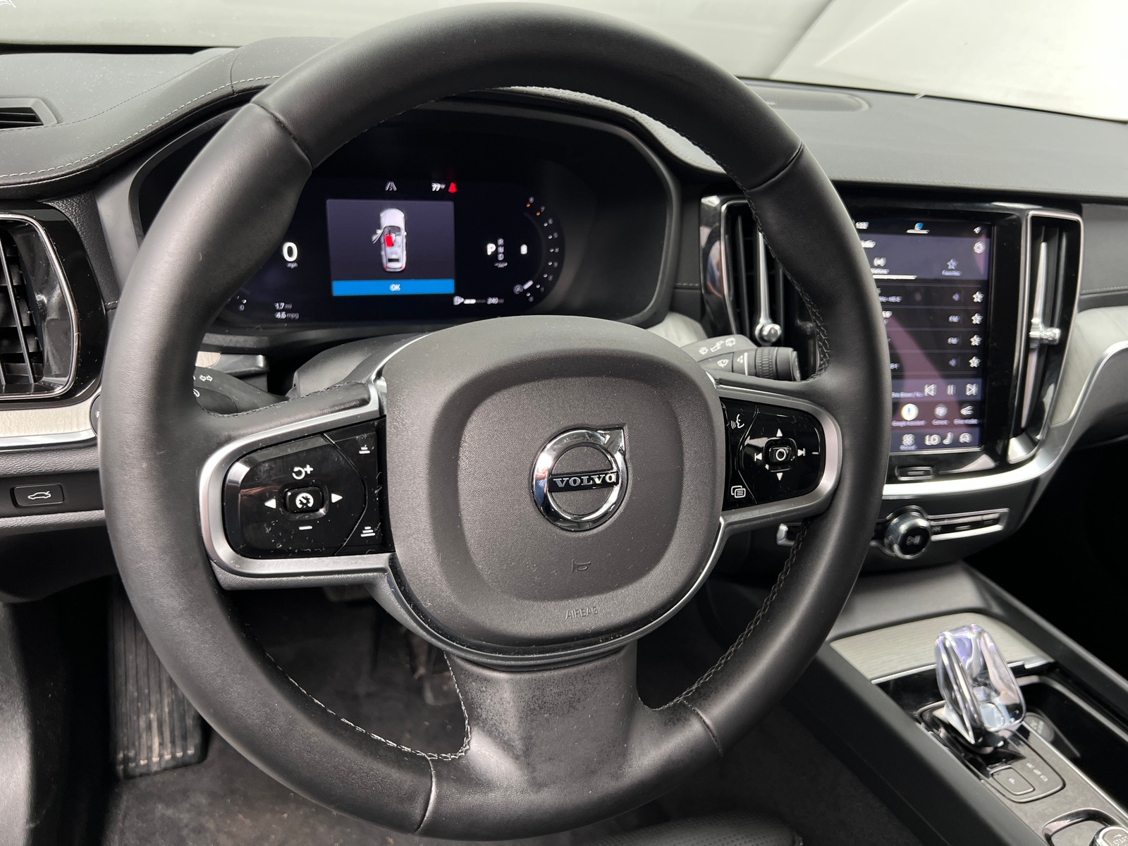 Thumbnail: 2025 Volvo V60 - 4