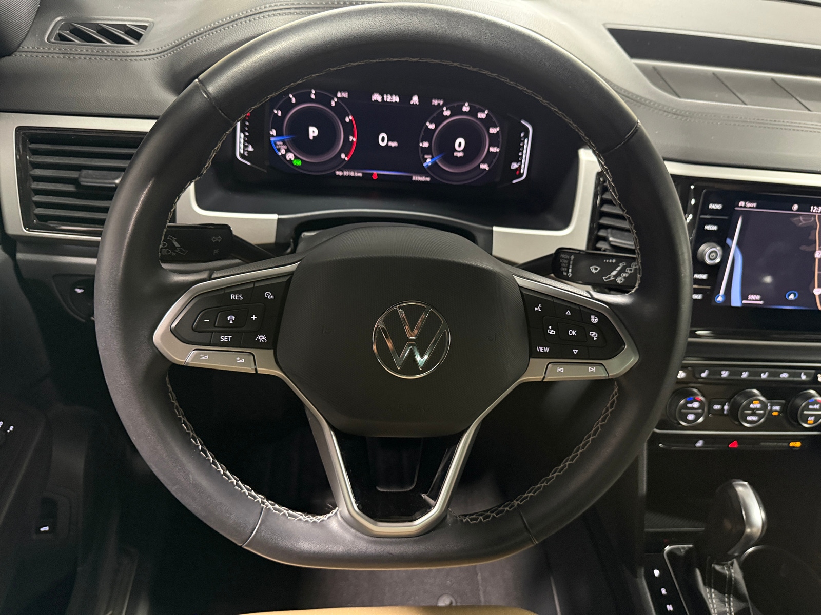 Thumbnail: 2023 Volkswagen Atlas - 4