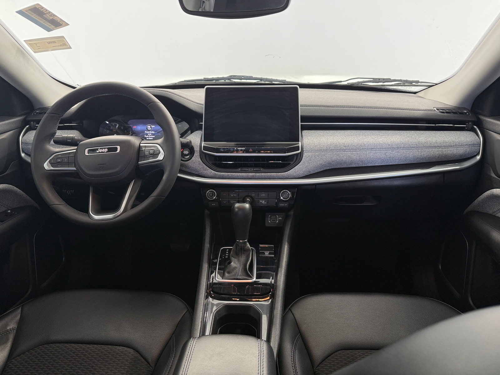 Thumbnail: 2022 Jeep Compass - 3