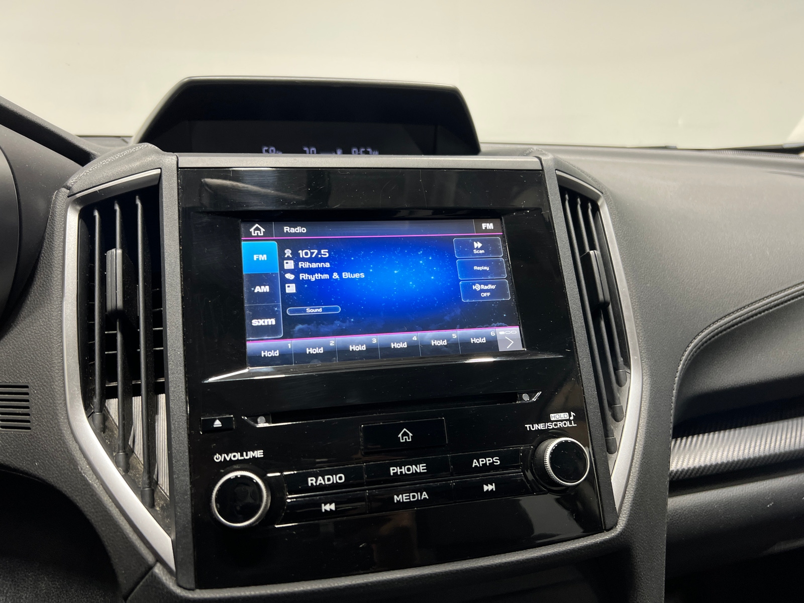 Thumbnail: 2019 Subaru Crosstrek - 4