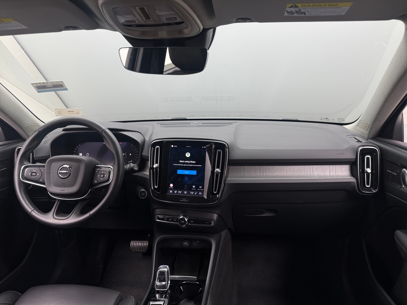 Thumbnail: 2024 Volvo XC40 - 2