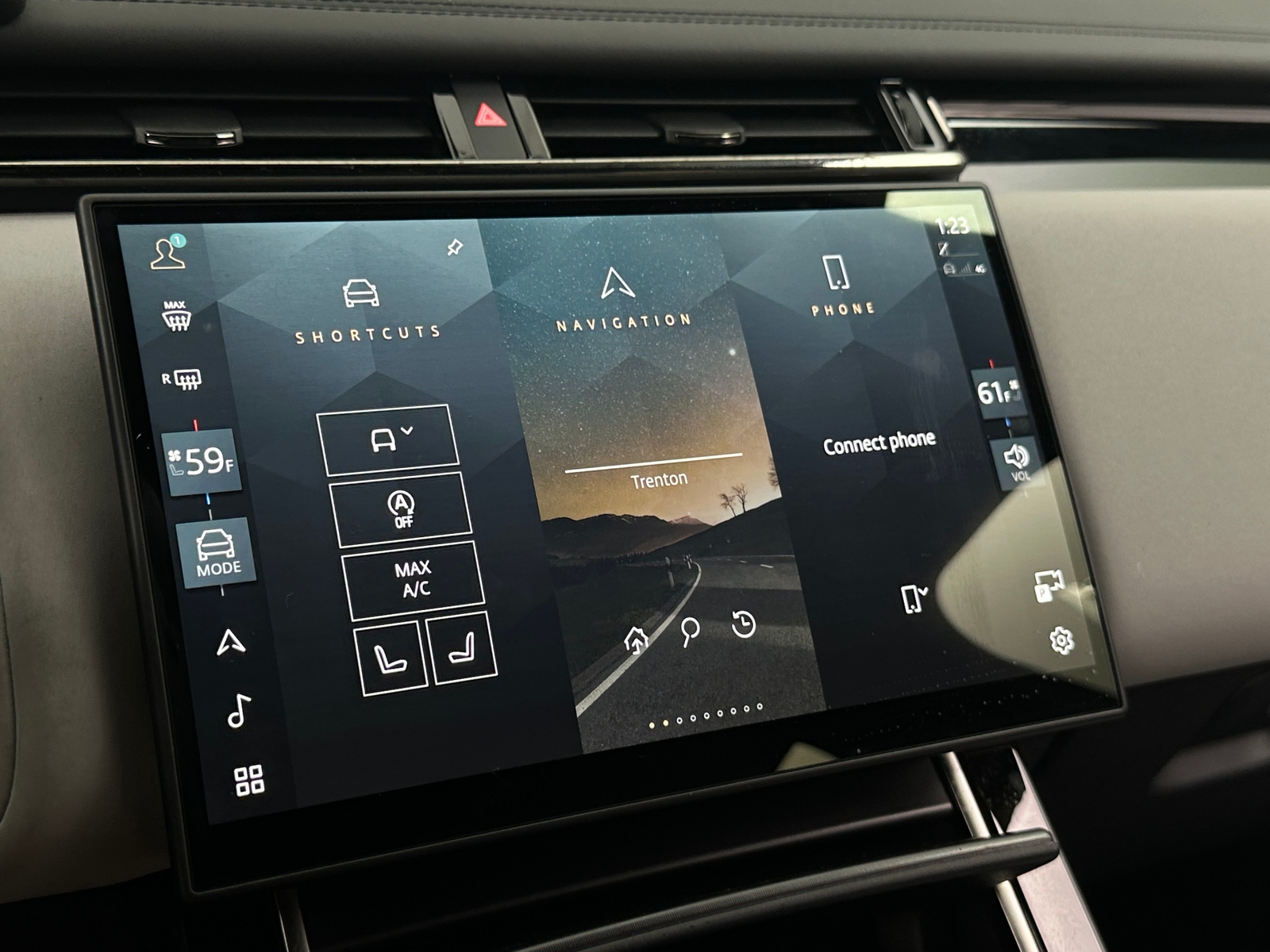 Thumbnail: 2026 Land Rover Range Rover Velar - 3