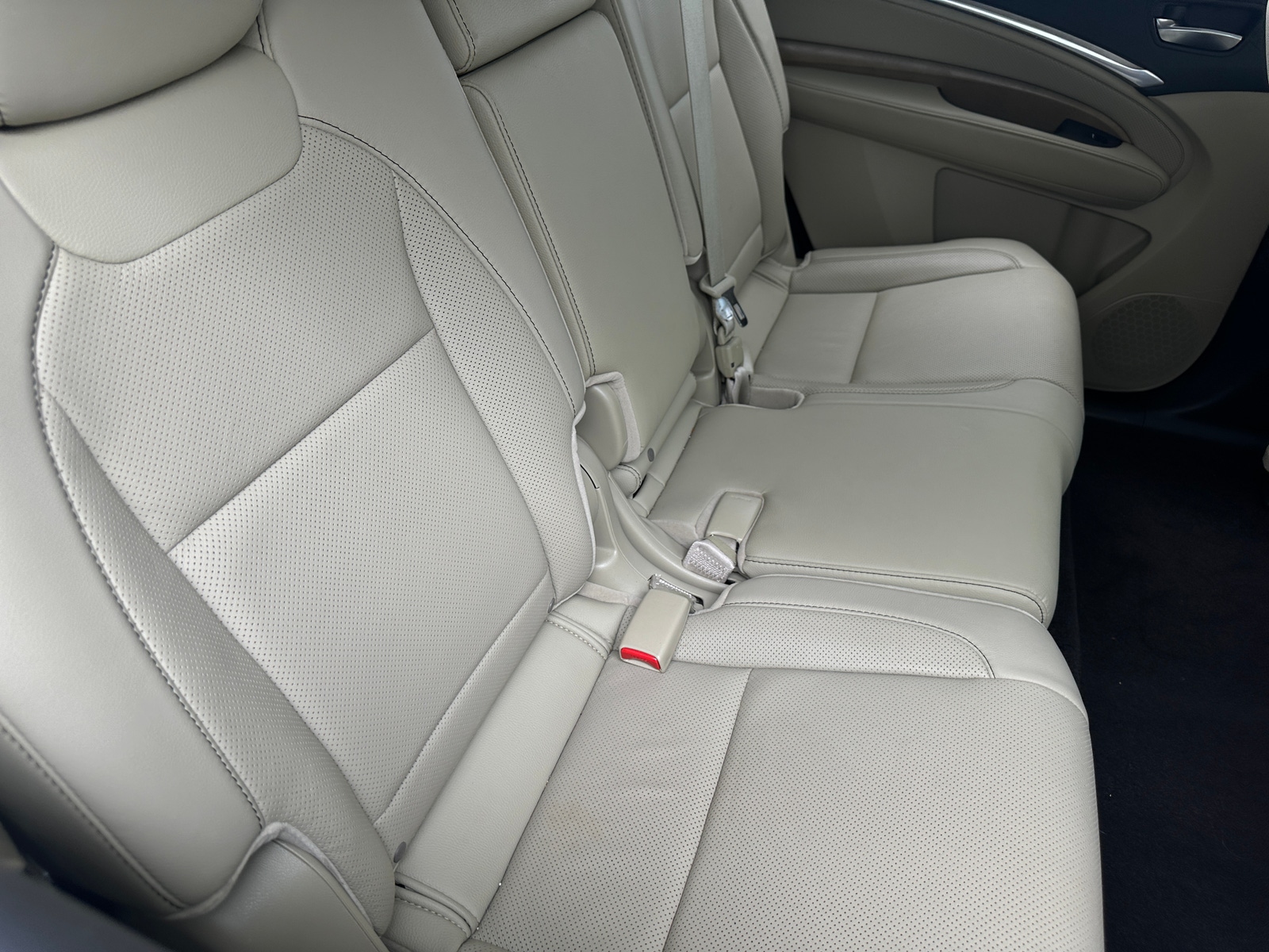 Thumbnail: 2020 Acura MDX - 5