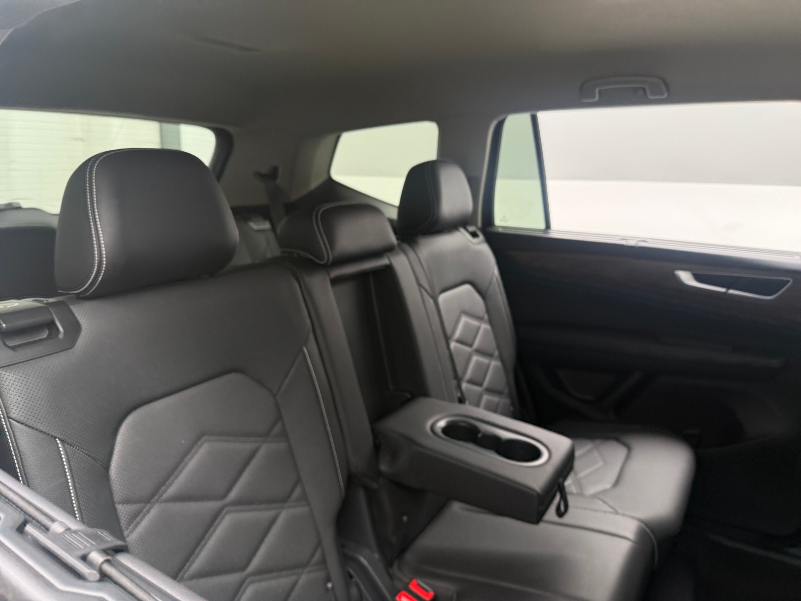 Thumbnail: 2026 Volkswagen Atlas - 5