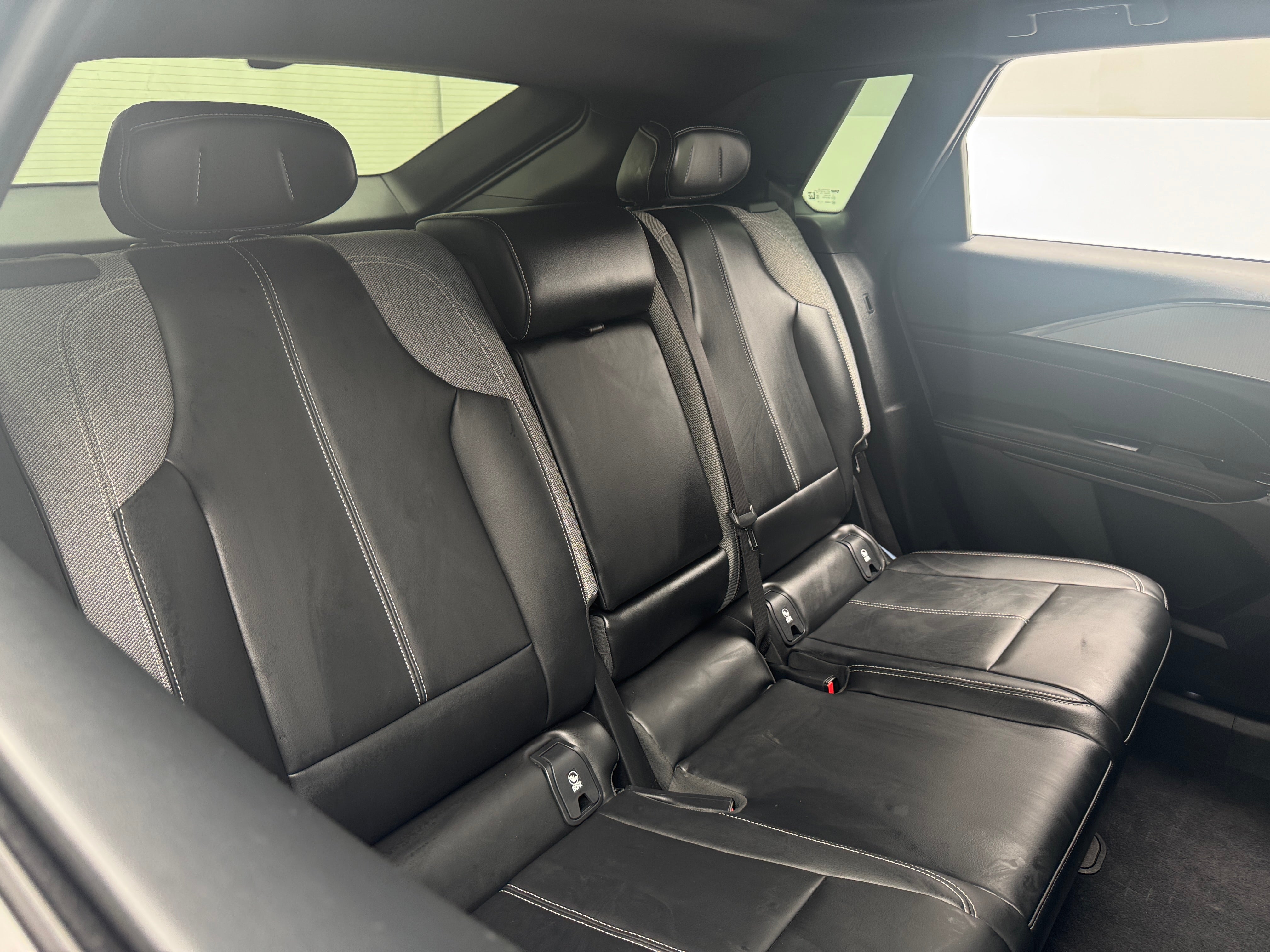 Used 2024 Cadillac LYRIQ Tech with VIN 1GYKPMRK7RZ107405 for sale in Pewaukee, WI
