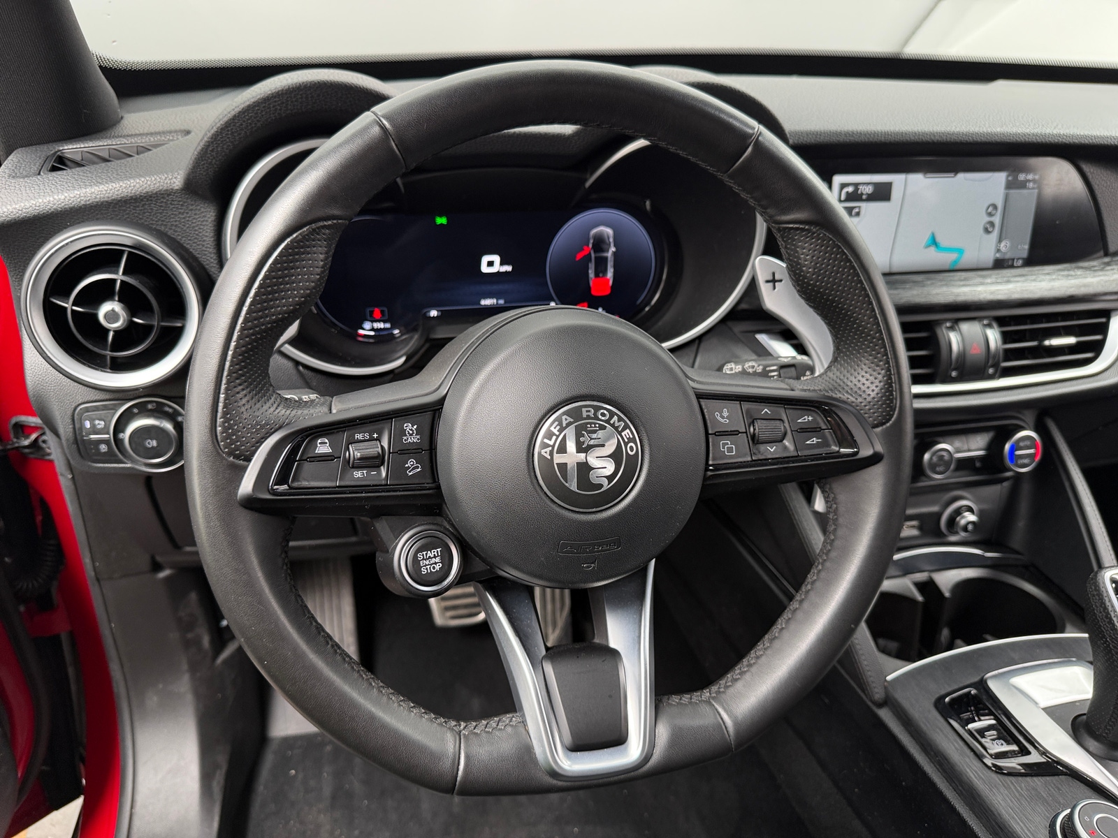 Thumbnail: 2024 Alfa Romeo Stelvio - 4