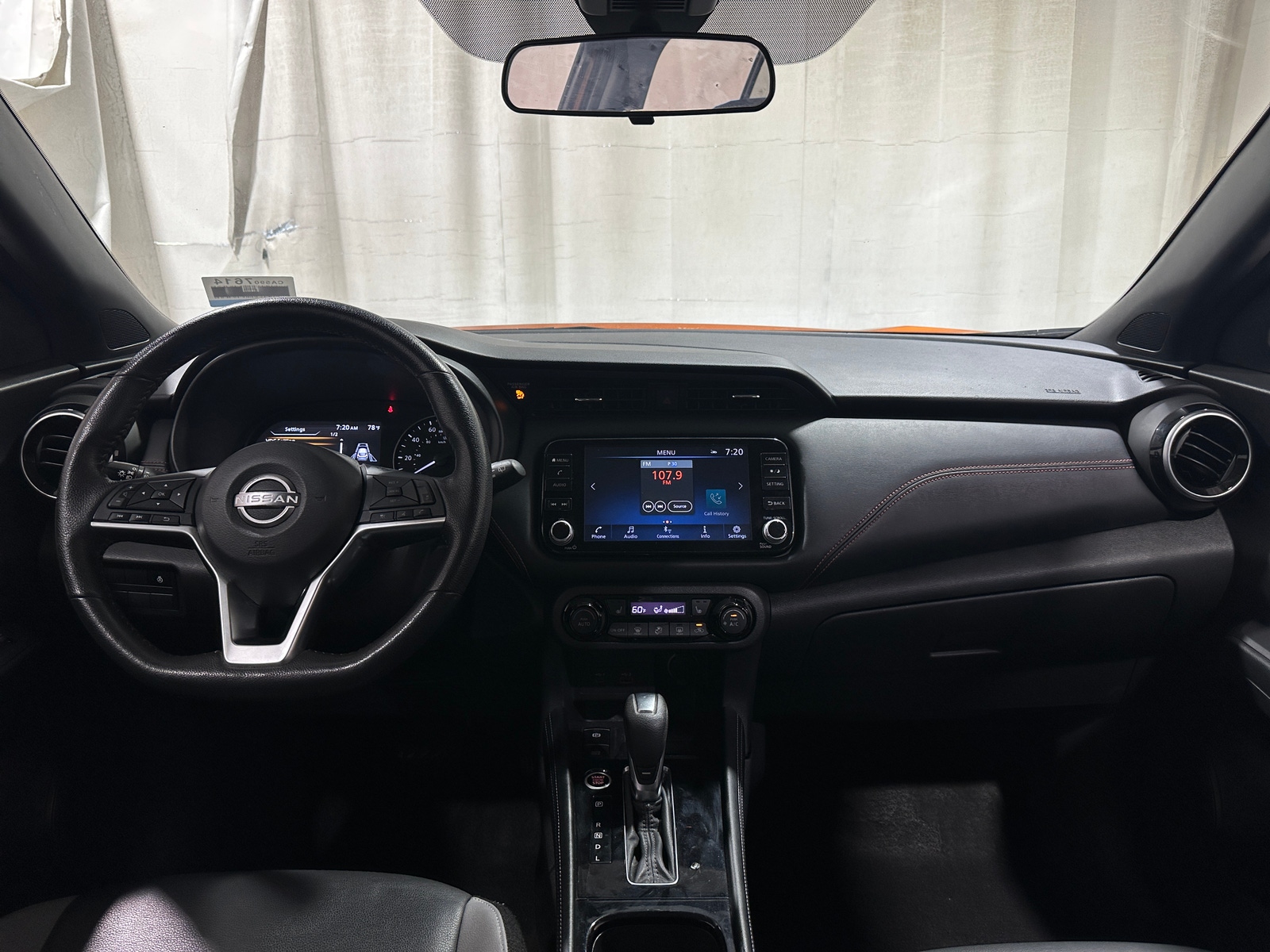 Thumbnail: 2023 Nissan Kicks - 2