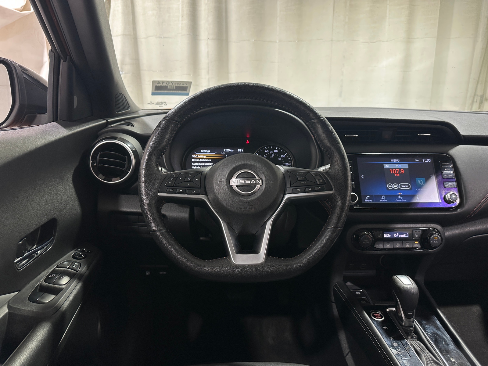 Thumbnail: 2023 Nissan Kicks - 4