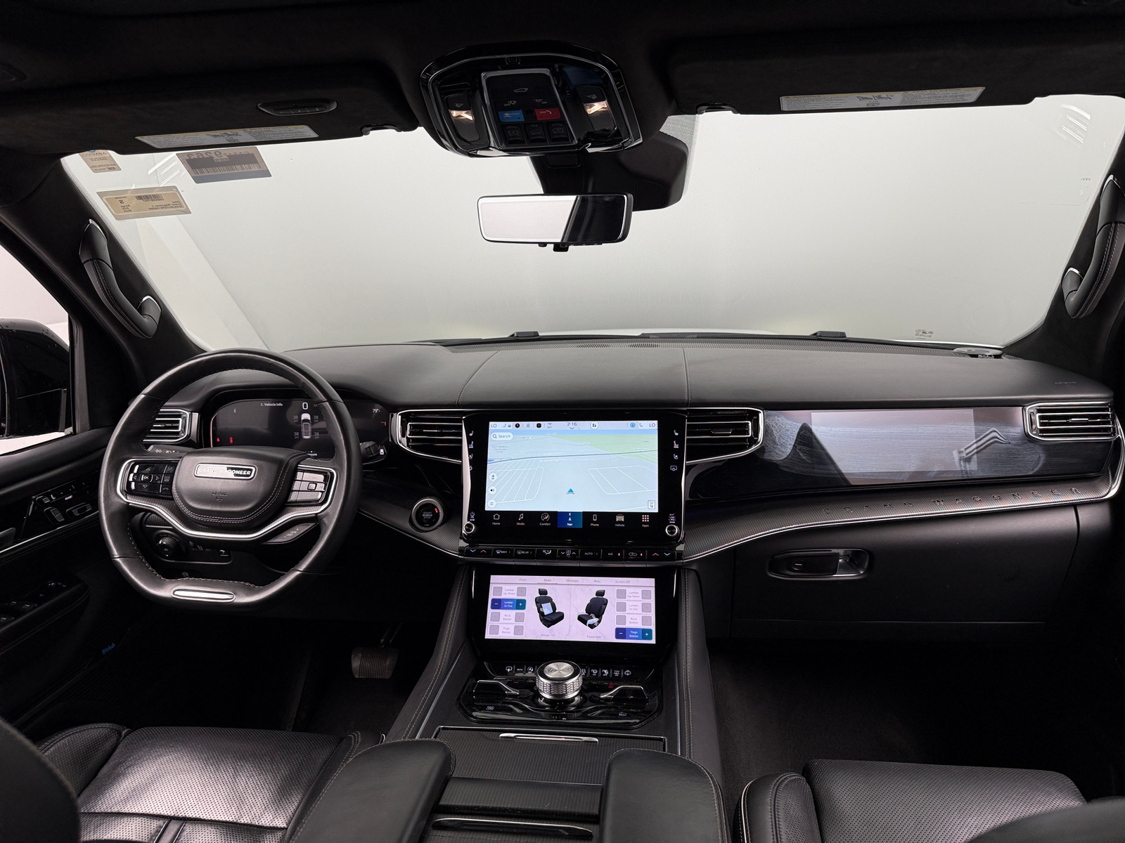 Thumbnail: 2024 Jeep Grand Wagoneer L - 2