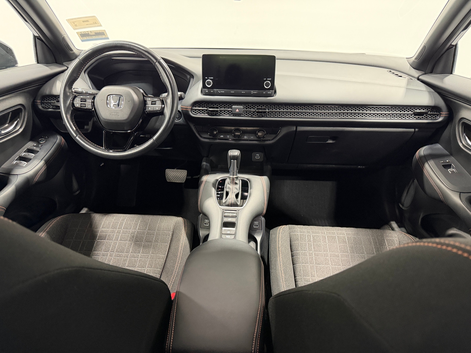 Thumbnail: 2023 Honda HR-V - 3