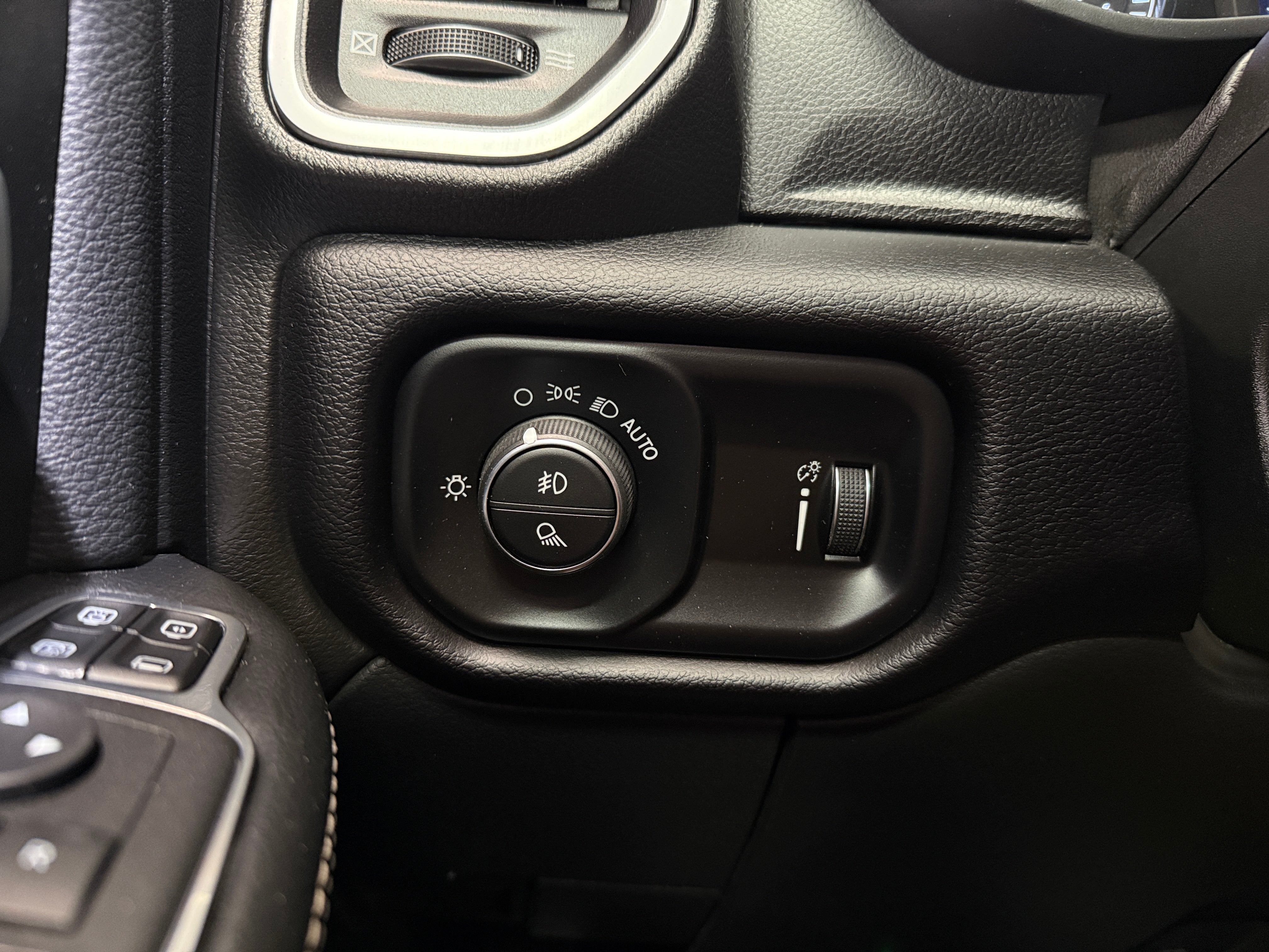 2024 RAM Ram 2500 Pickup Big Horn - Photo 3
