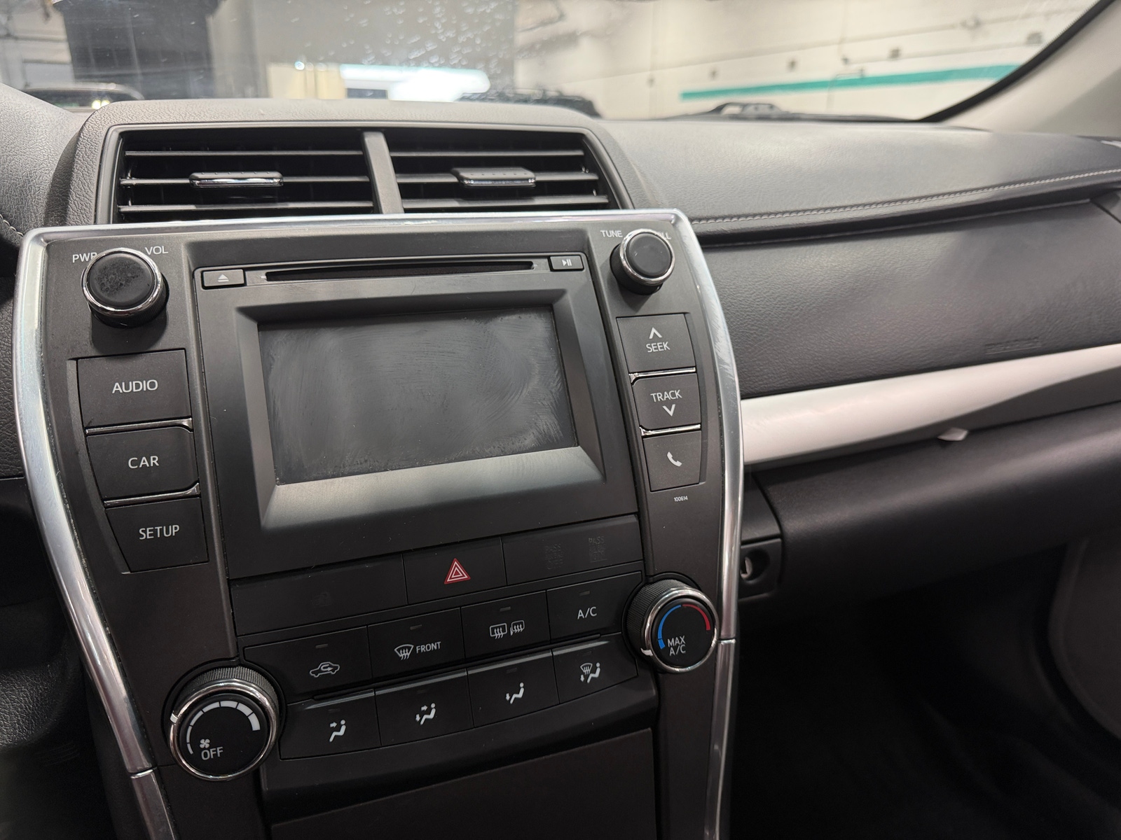 Thumbnail: 2017 Toyota Camry - 4