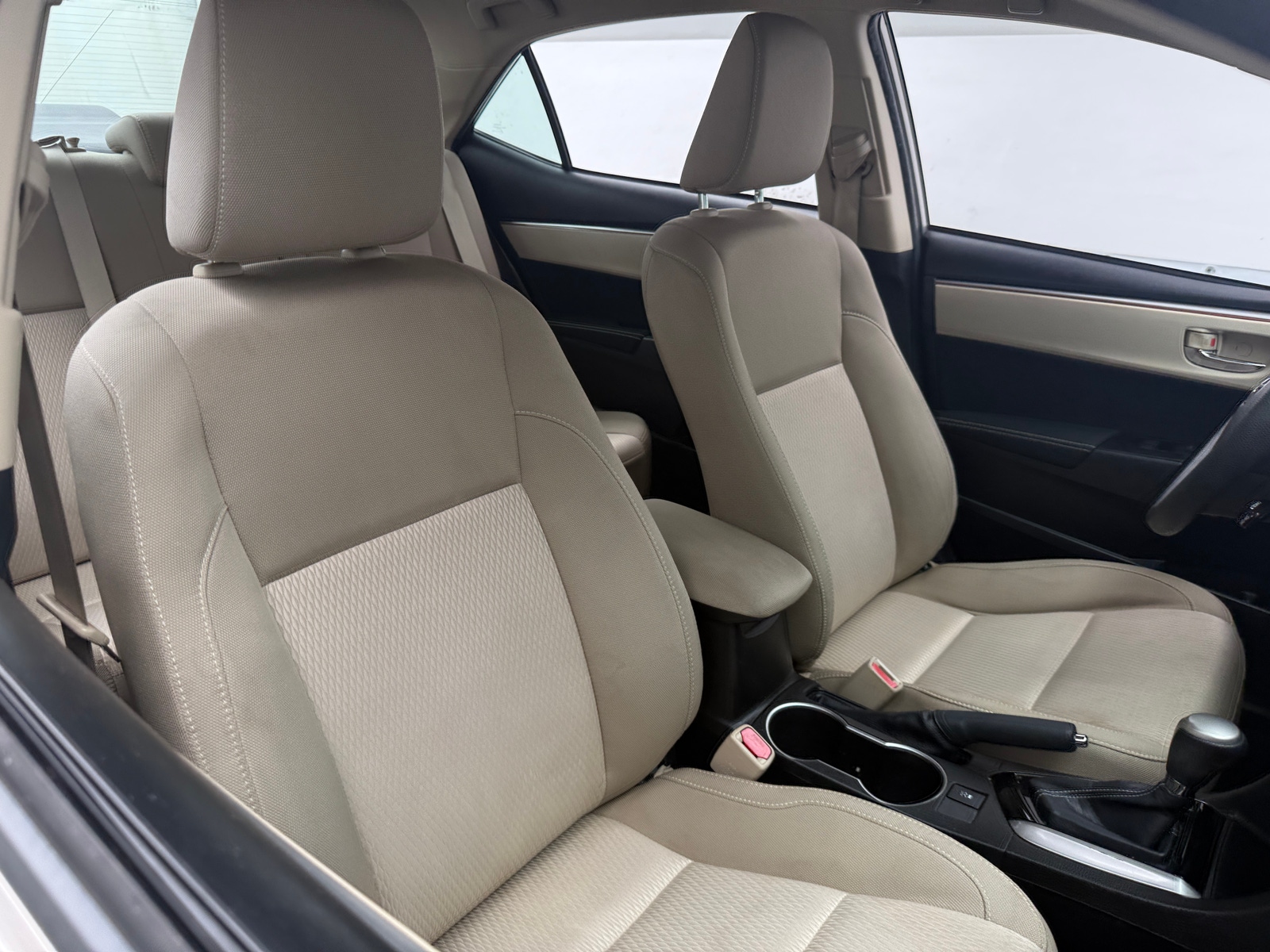 Thumbnail: 2014 Toyota Corolla - 2