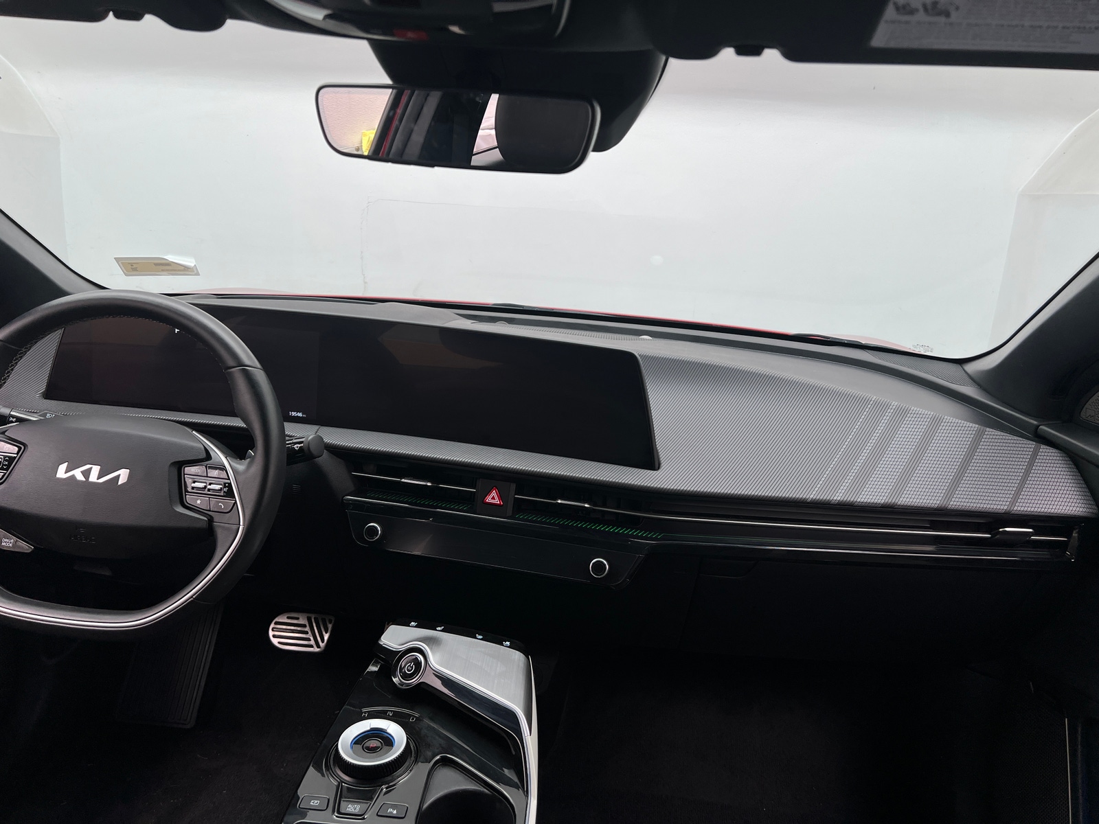 Thumbnail: 2024 Kia EV6 - 2