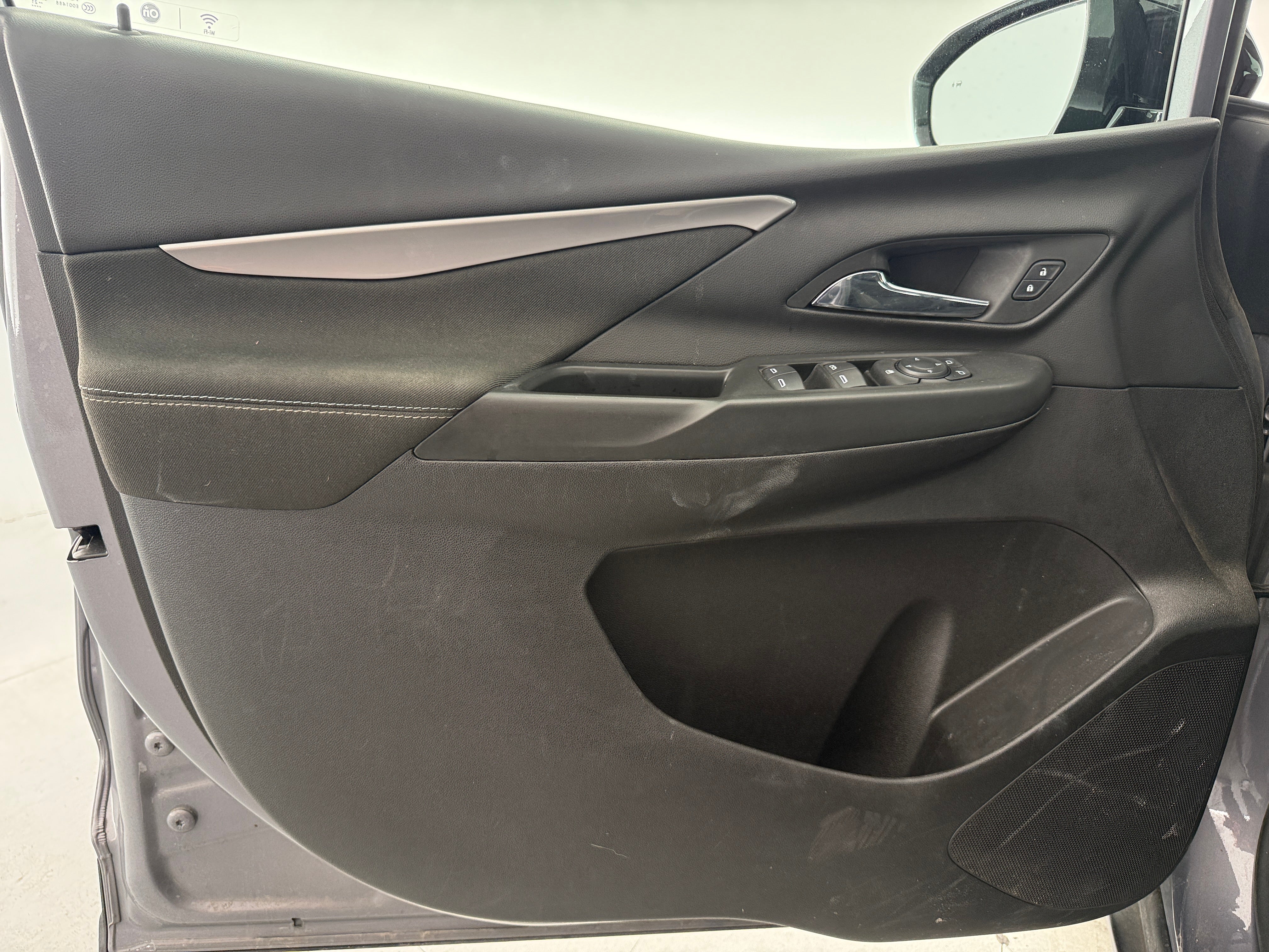 Used 2022 Chevrolet Bolt EV LT with VIN 1G1FW6S02N4115670 for sale in Auburn, WA