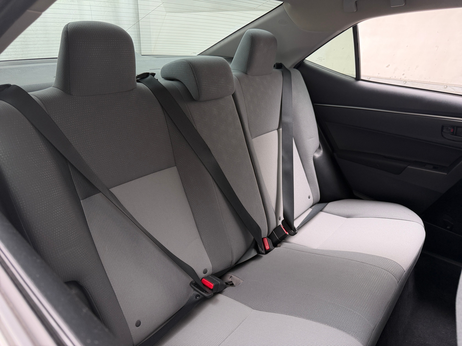 Thumbnail: 2015 Toyota Corolla - 6