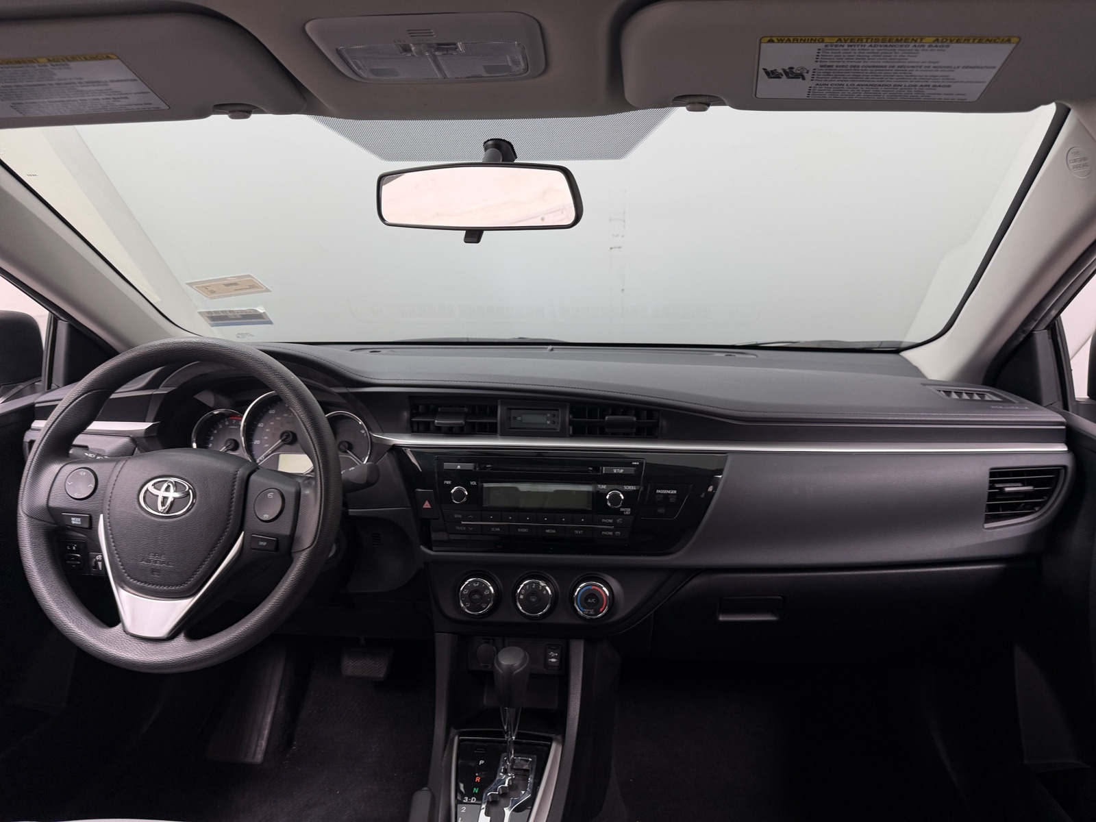 Thumbnail: 2015 Toyota Corolla - 3