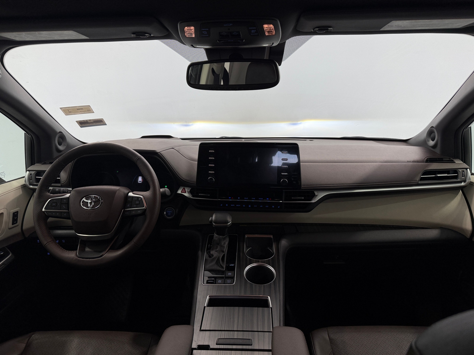 Thumbnail: 2024 Toyota Sienna - 2