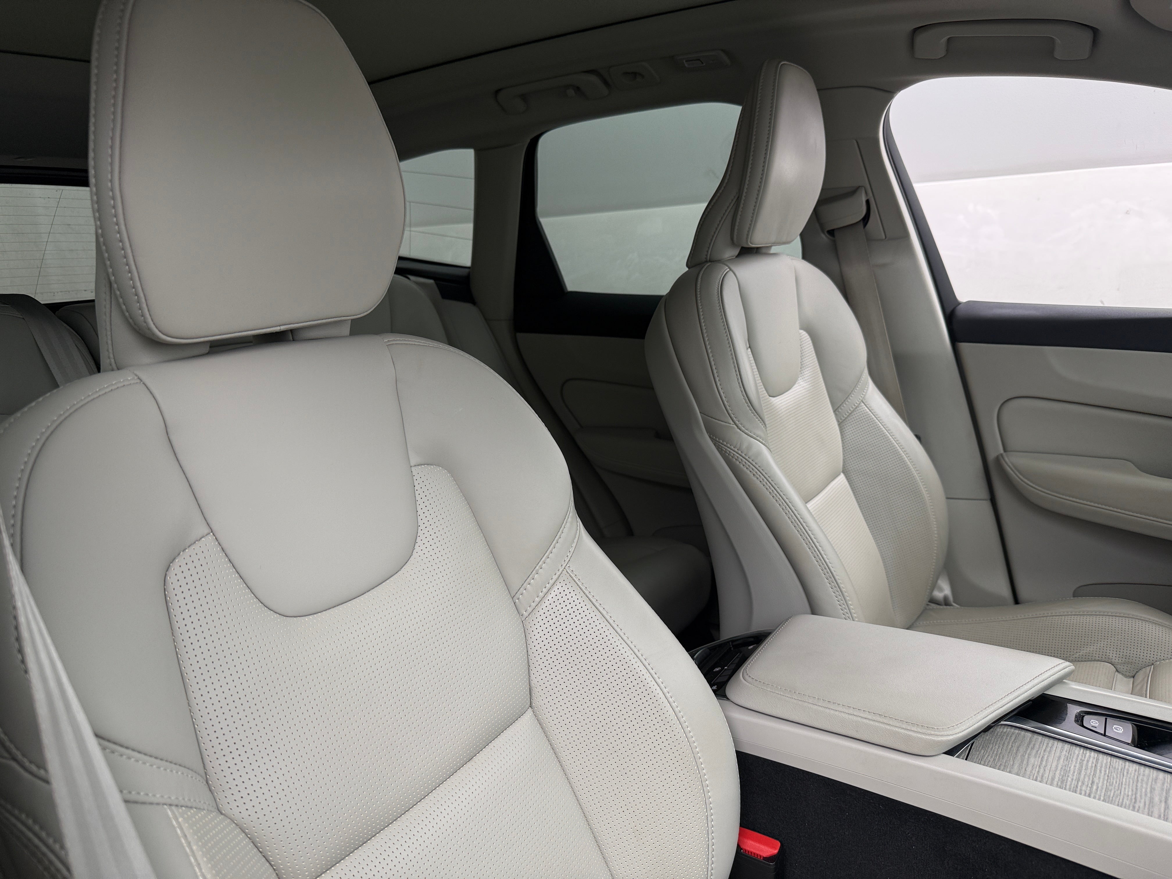 2022 Volvo XC60