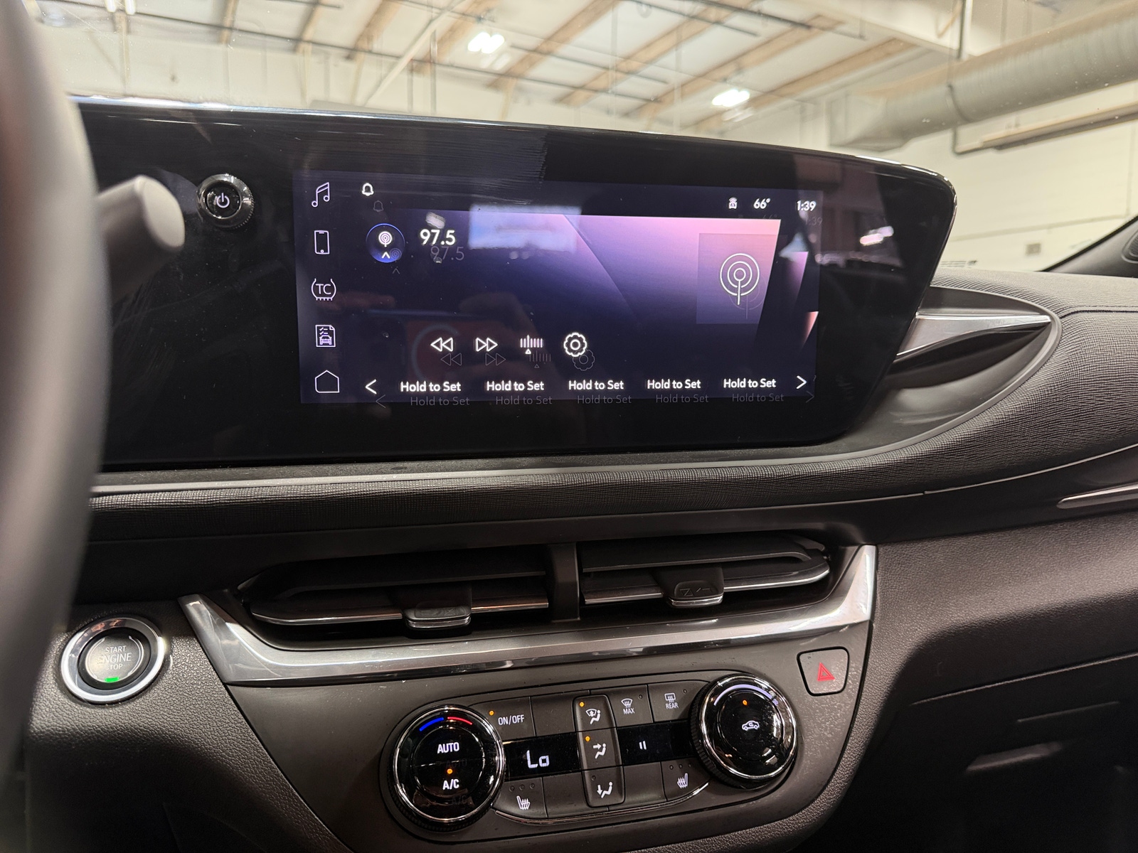 Thumbnail: 2024 Buick Envista - 3