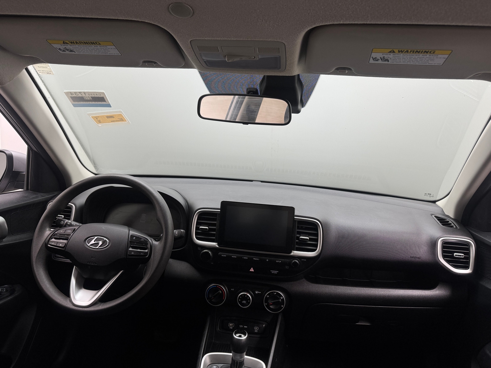 Thumbnail: 2025 Hyundai Venue - 3