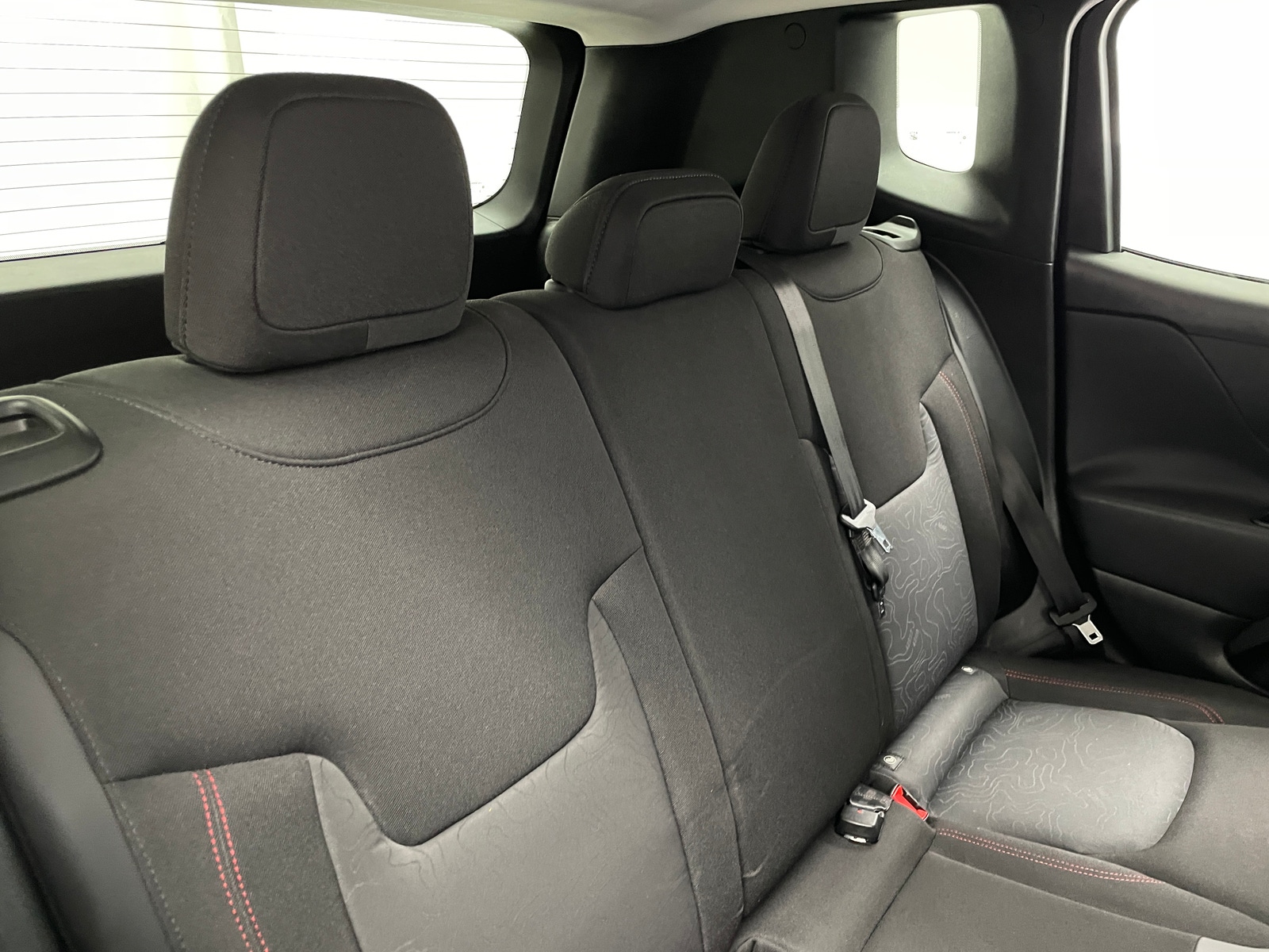 Thumbnail: 2016 Jeep Renegade - 6