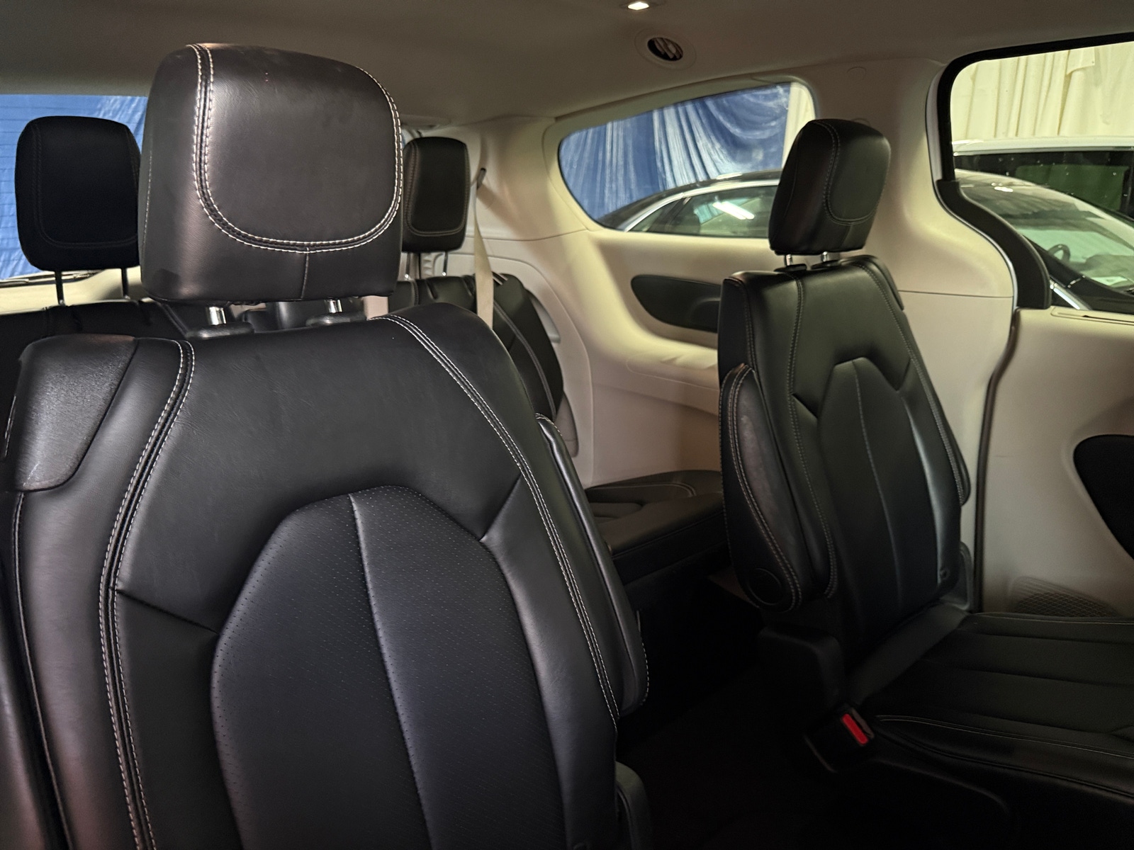 Thumbnail: 2024 Chrysler Pacifica - 5