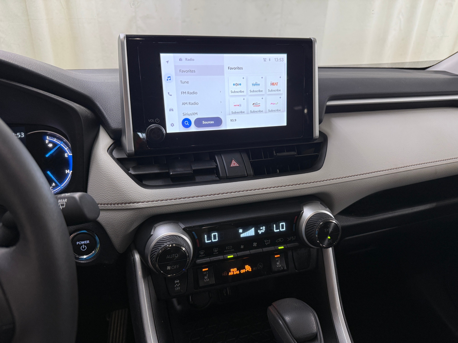 Thumbnail: 2025 Toyota RAV4 - 4